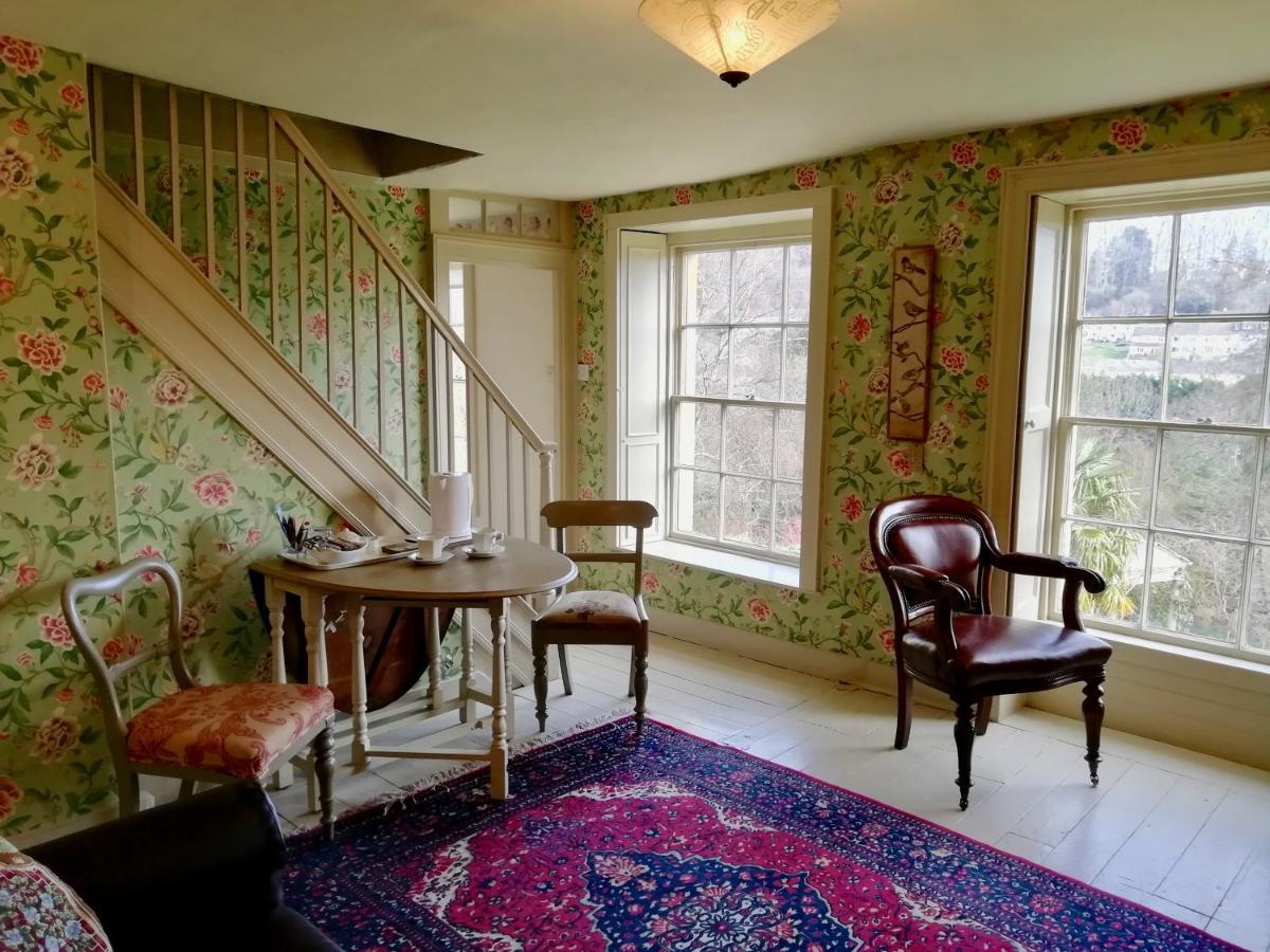 Dolphin House Bed & Breakfast Batheaston Екстериор снимка